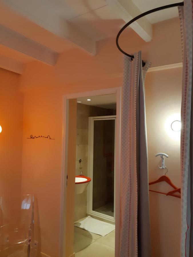 B&B J'Irais Dormir A Lyon Bagian luar foto