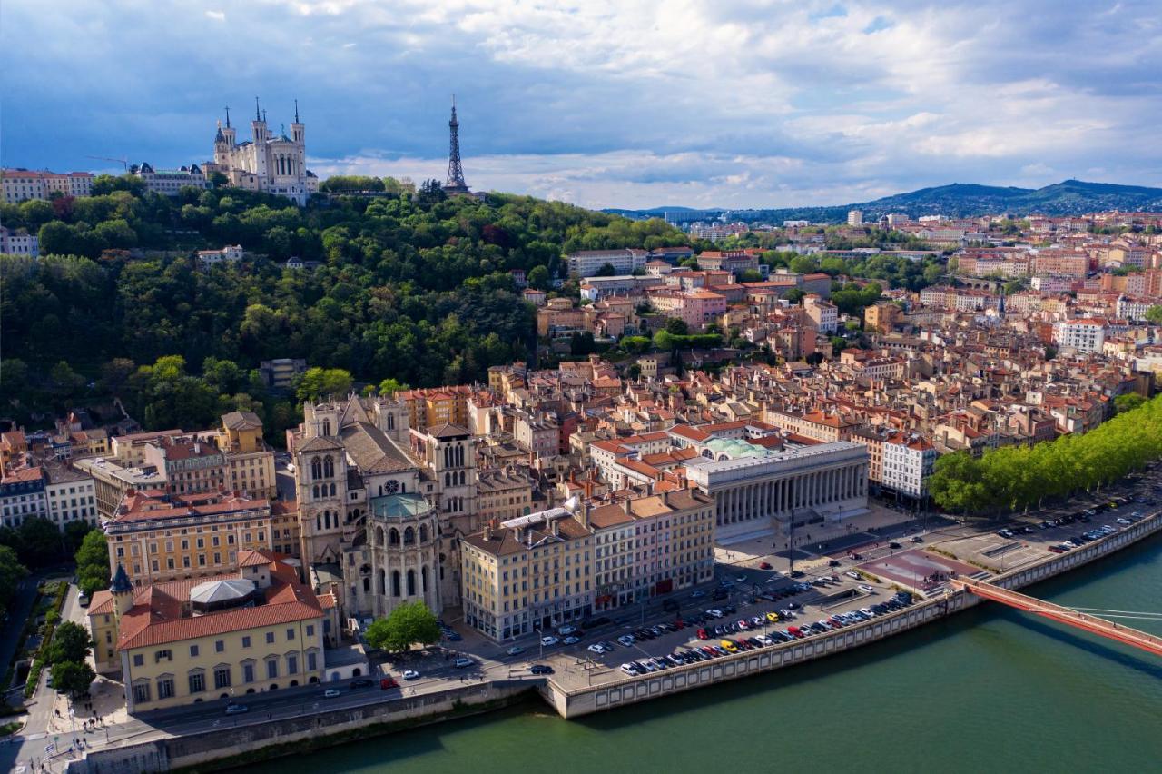 B&B J'Irais Dormir A Lyon Bagian luar foto